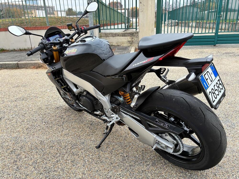 Aprilia Tuono V4 Factory (2021 - 24) (3)