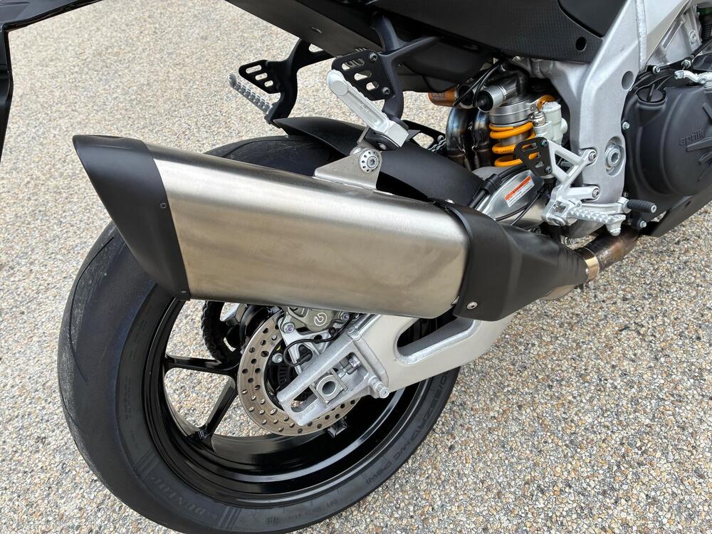 Aprilia Tuono V4 Factory (2021 - 24) (8)