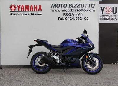 Yamaha YZF R3 (2021 - 24) usata