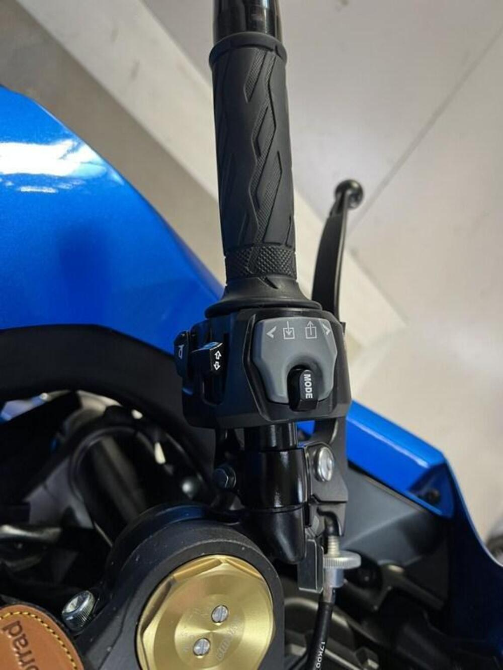 Suzuki GSX S 1000 F ABS (2014 -17) (6)