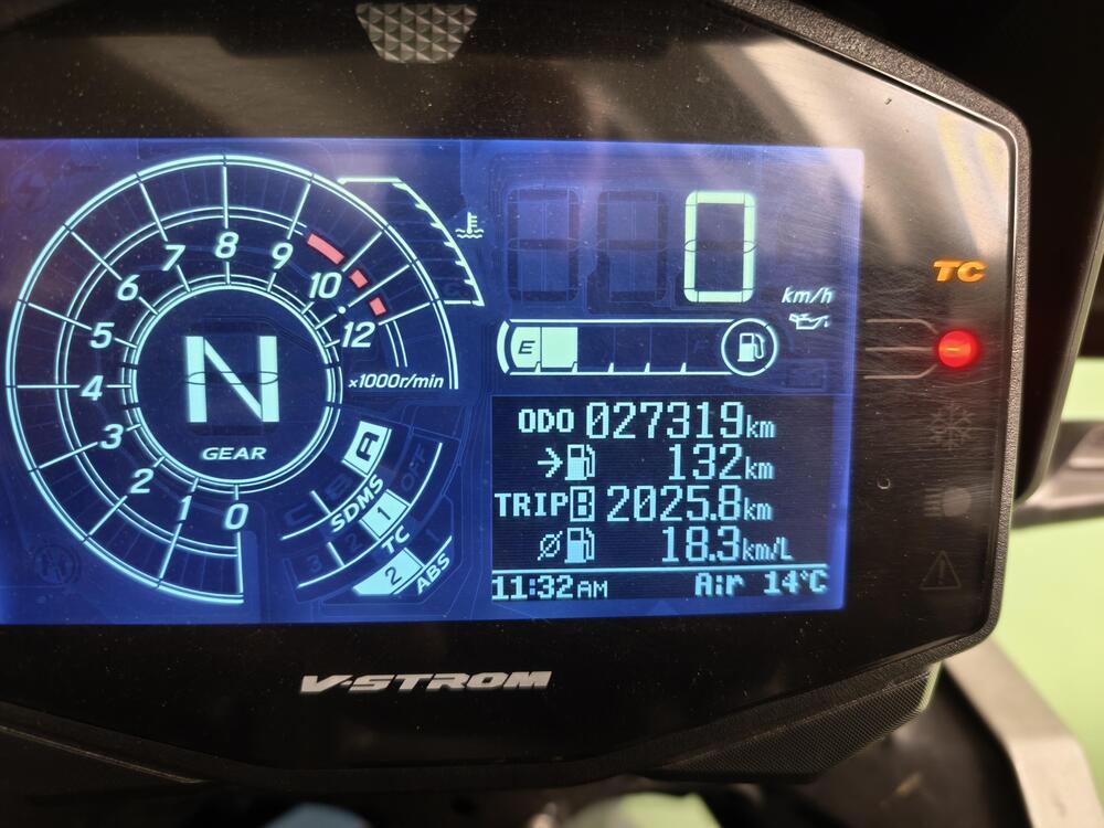 Suzuki V-Strom 1050XT (2020 - 23) (6)