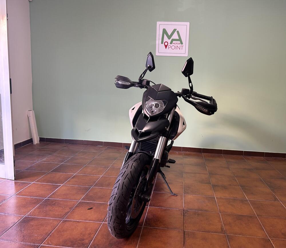 Ducati Hypermotard 796 (2012) (2)