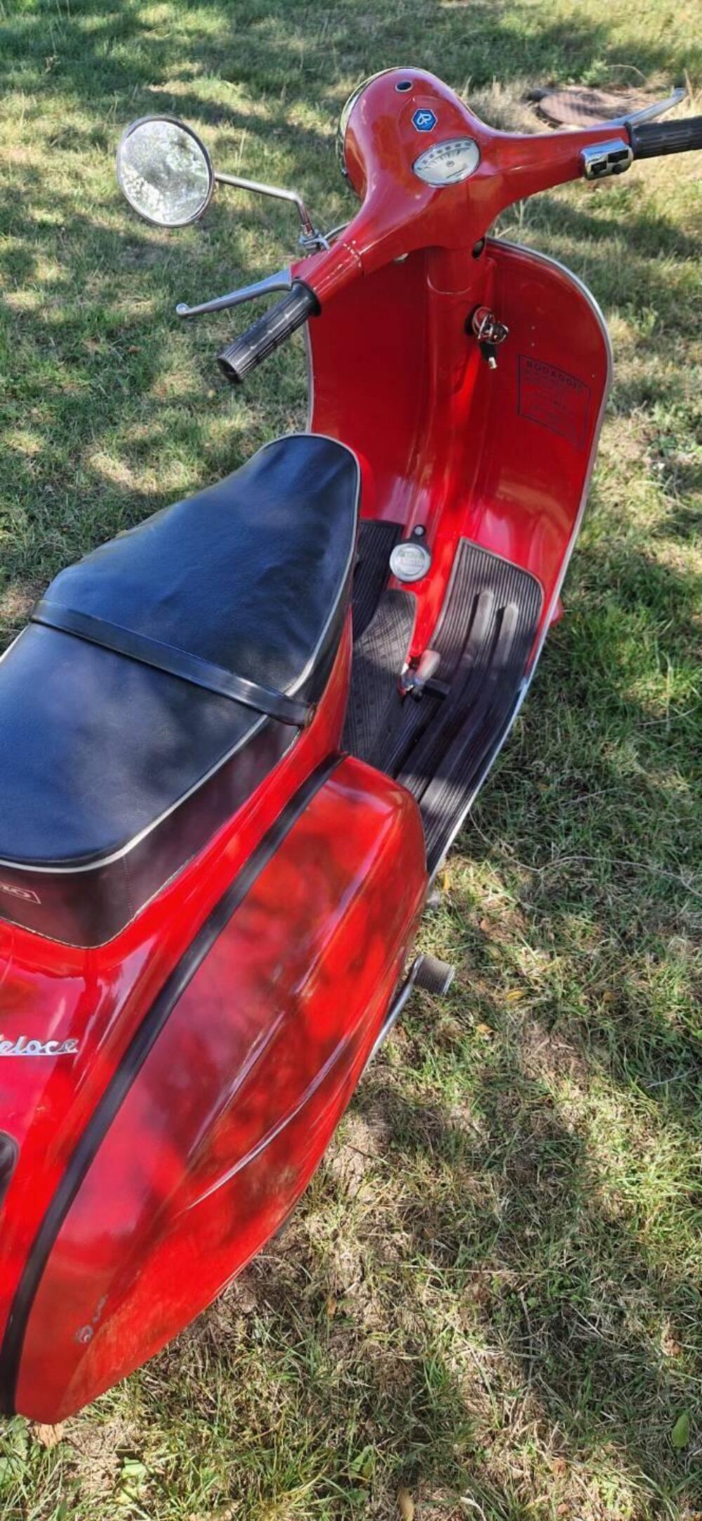 Piaggio Vespa sprint veloce  (2)