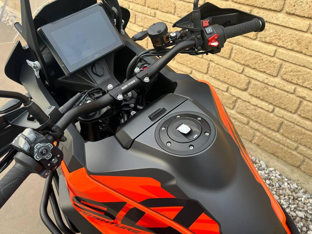 KTM 1290 Super Adventure S (2022 - 25) (4)
