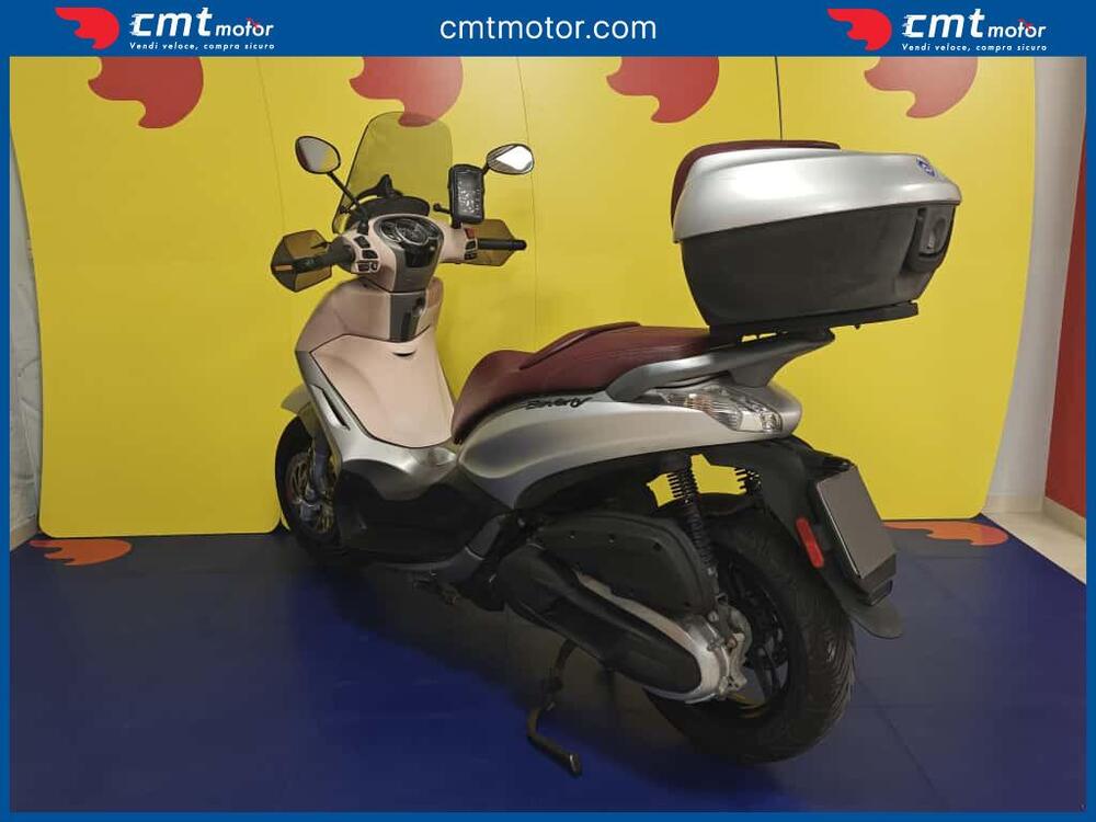 Piaggio Beverly 350 SportTouring ie ABS (2011 - 17) (5)