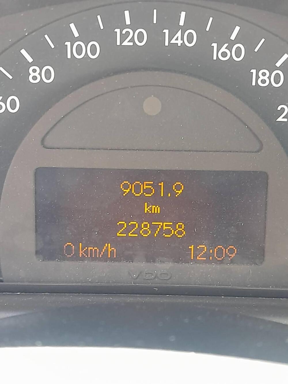 Mercedes-Benz Classe C usata a Oristano (9)