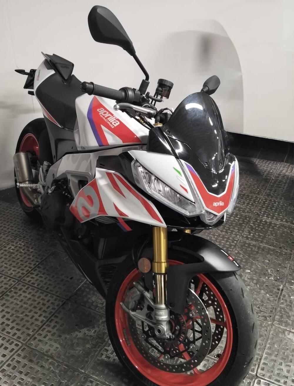 Aprilia Tuono V4 Factory Speed White (2023 - 24) (2)