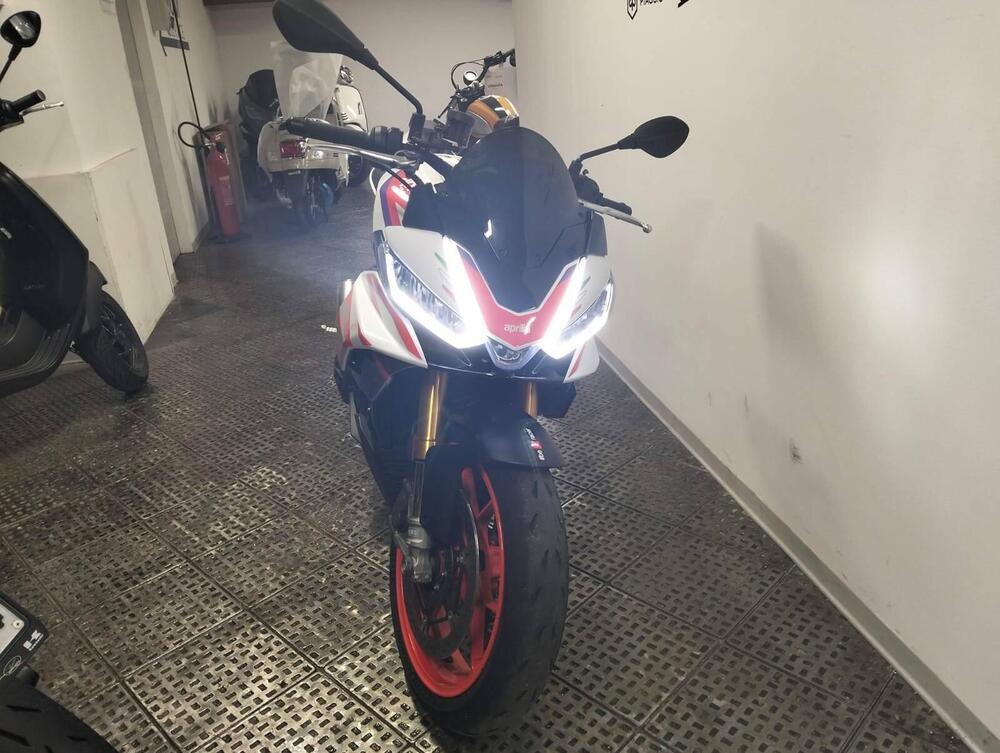 Aprilia Tuono V4 Factory Speed White (2023 - 24) (3)