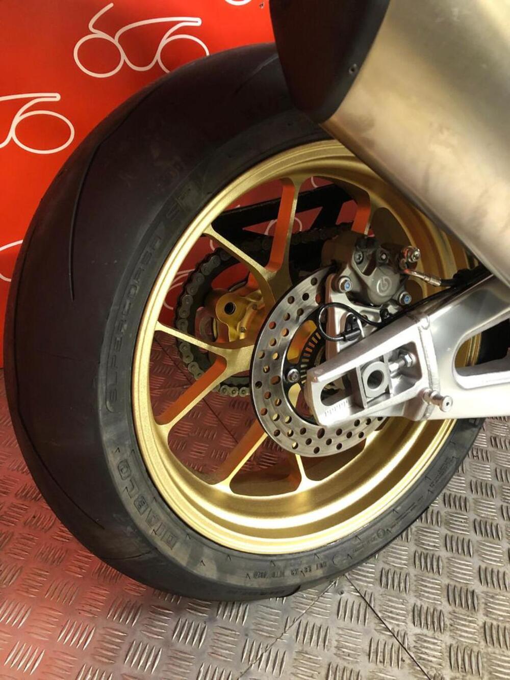 Aprilia RSV4 1100 Factory (2021 - 24) (6)