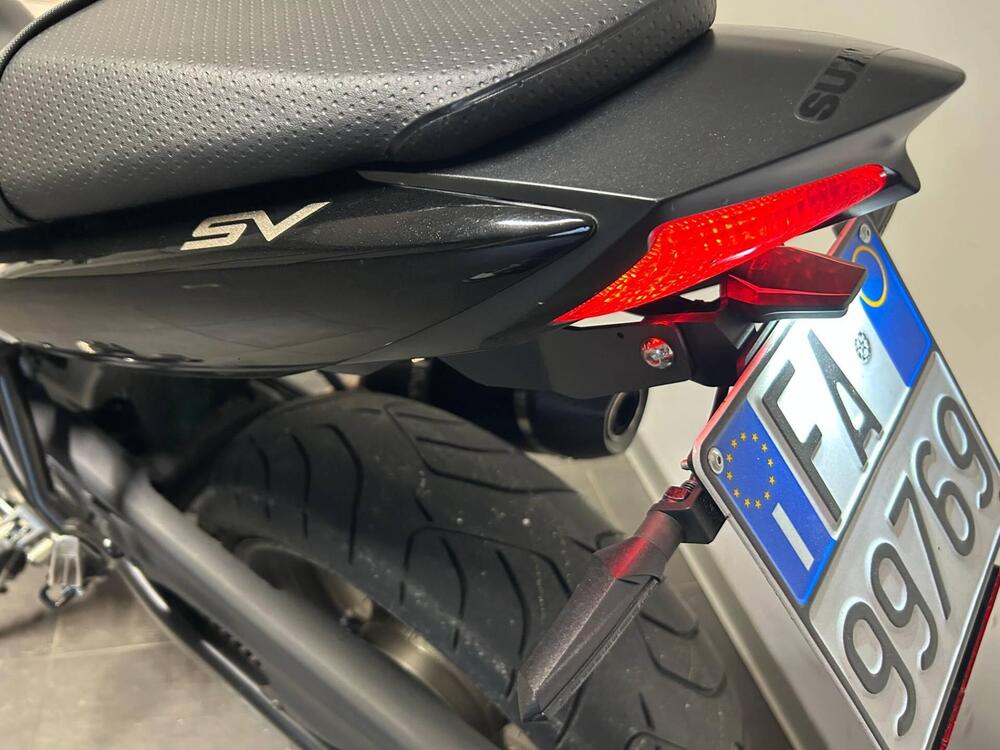 Suzuki SV650 (2021 - 24) (8)