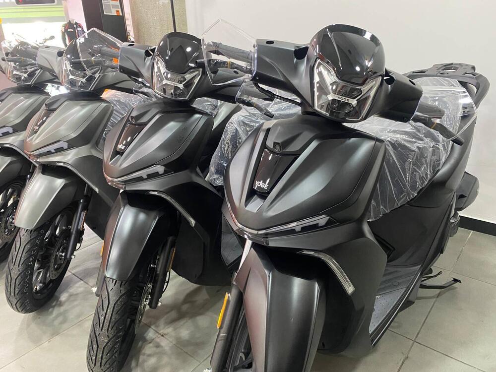 Voge Sfida SR16 200 (2025 - 26) (3)