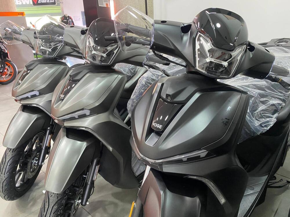 Voge Sfida SR16 200 (2025 - 26) (4)