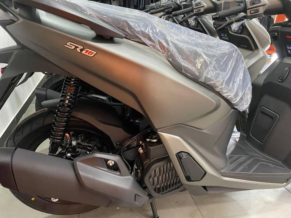 Voge Sfida SR16 200 (2025 - 26) (8)