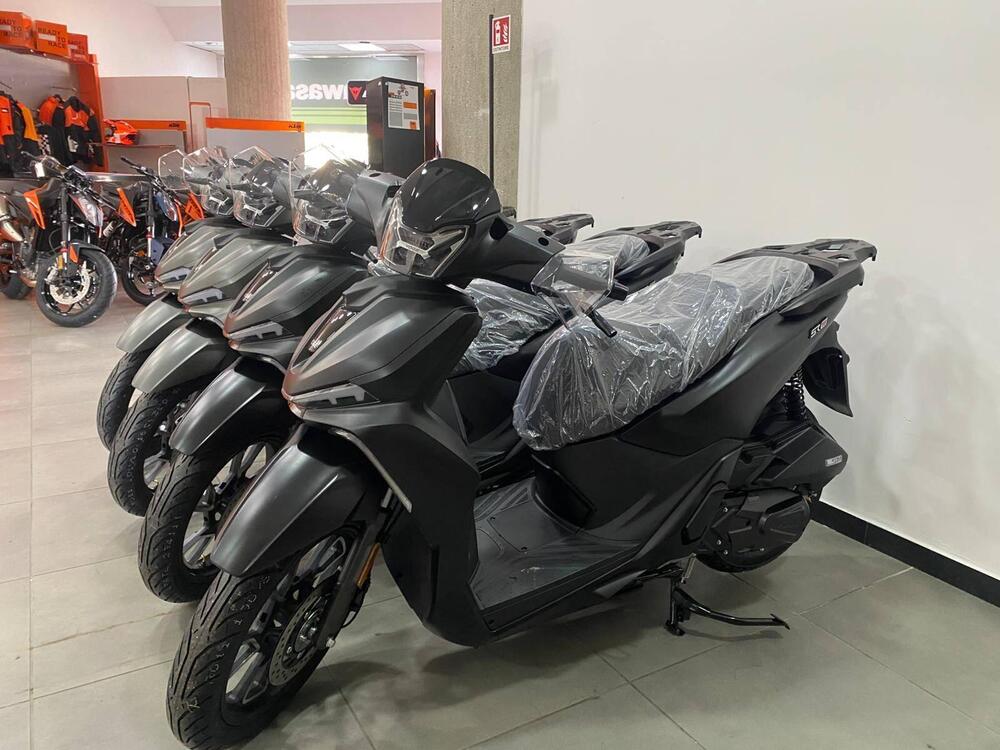 Voge Sfida SR16 200 (2025 - 26) (2)