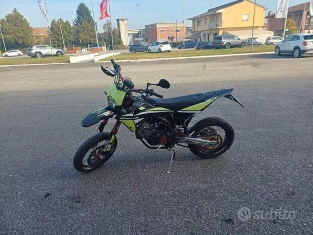 Fantic Motor Motard 125 Competition 4t (2020) (3)