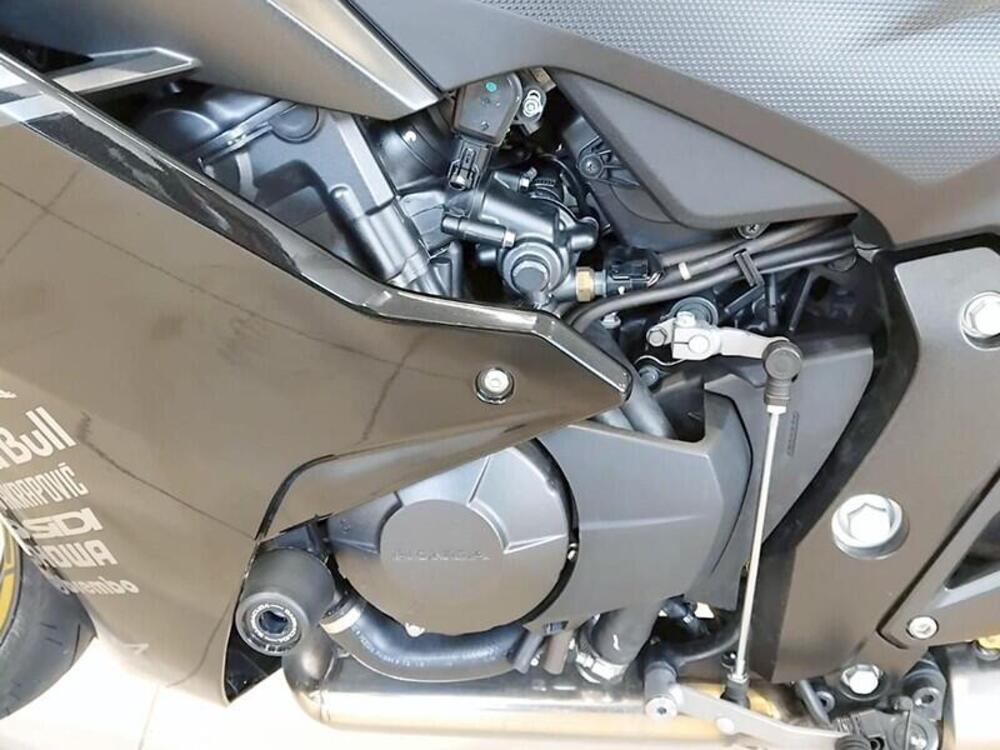 Honda CBR 600 F (2011 - 13) (3)