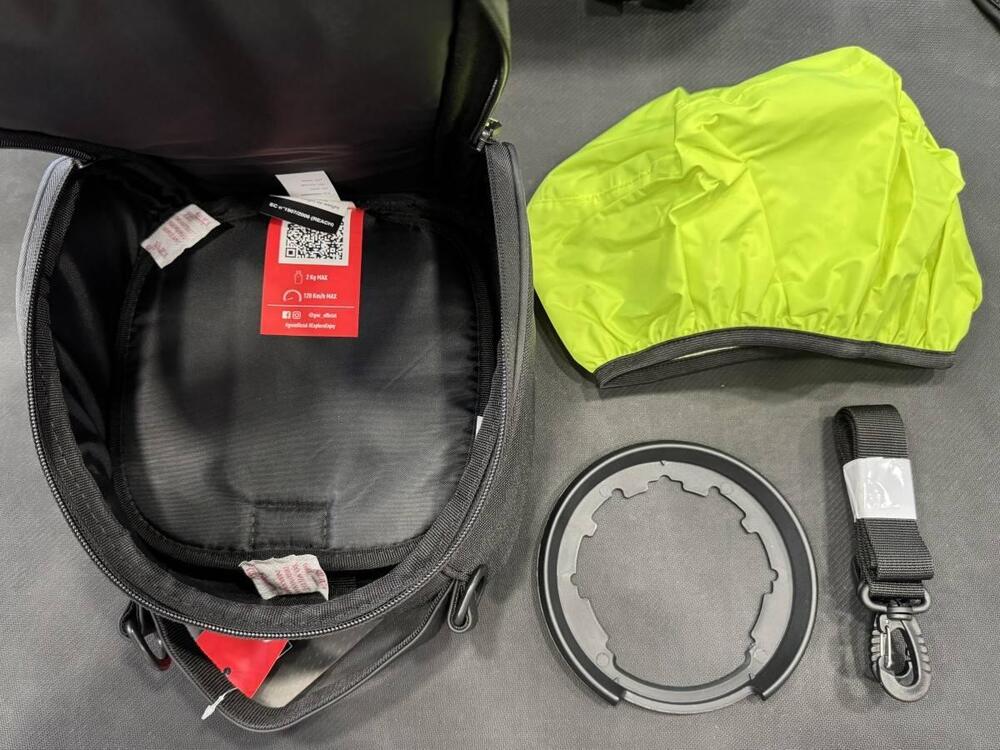 BORSA SERBATOIO 5 LT. GIVI EA144B (5)
