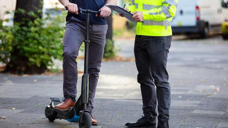 Targhe monopattini? E&rsquo; uscito il Decreto del Mit, ma tempi ancora lunghi