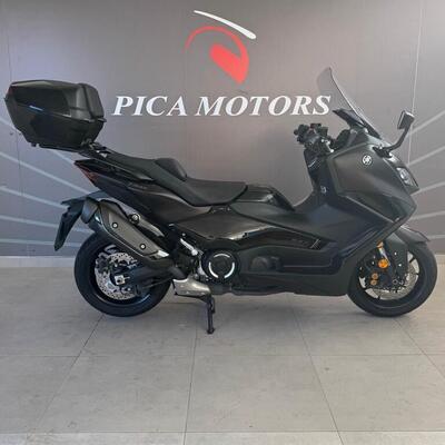 Yamaha T-Max 560 Tech Max (2022 - 24) usata