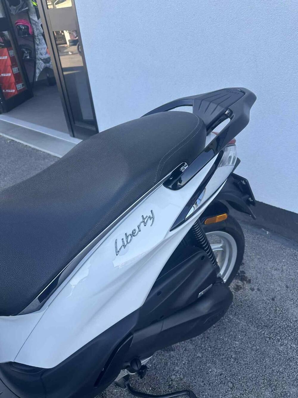 Piaggio Liberty 50 3V (2021 - 24) (5)