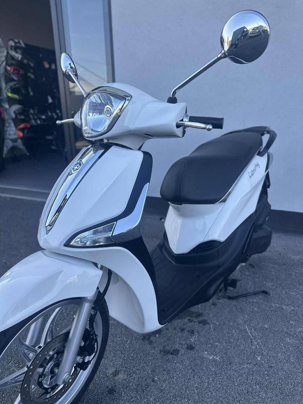 Piaggio Liberty 50 3V (2021 - 24) (12)
