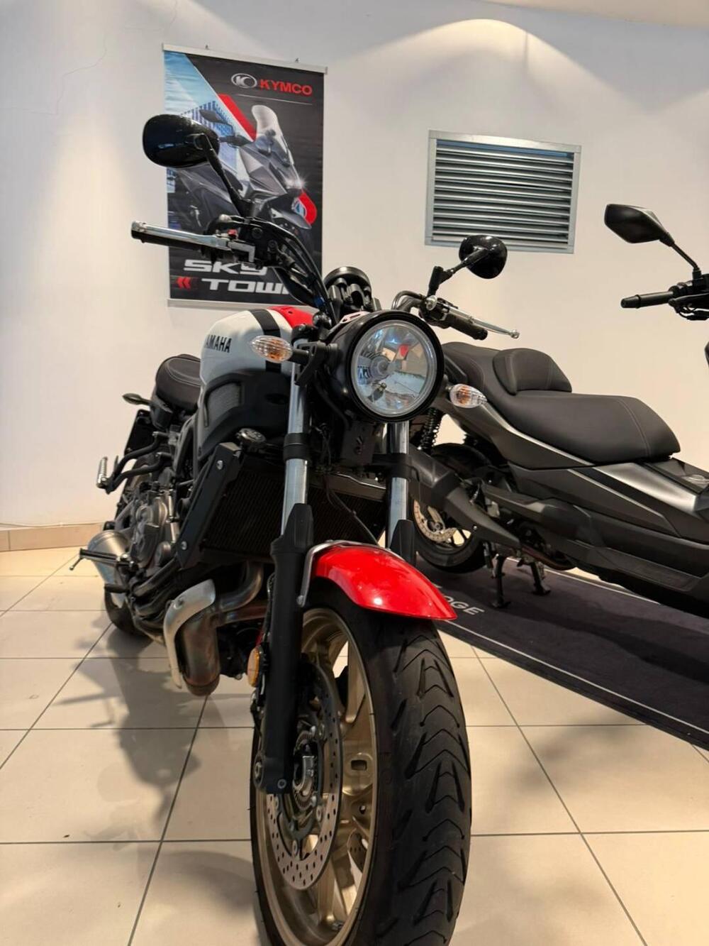 Yamaha XSR 700 (2022 - 26) (3)