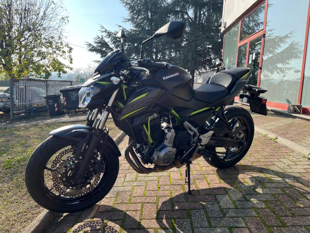 Kawasaki Z 650 (2017 - 19) (7)