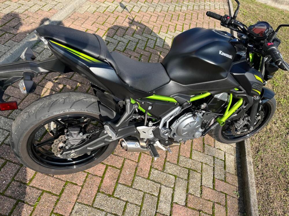Kawasaki Z 650 (2017 - 19) (14)