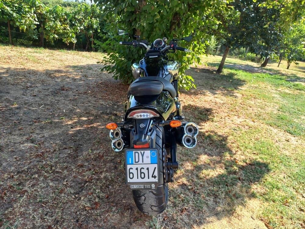 Yamaha VMAX (2008 - 17)