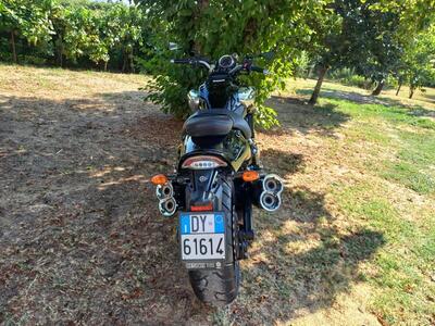 Yamaha VMAX (2008 - 17) usata