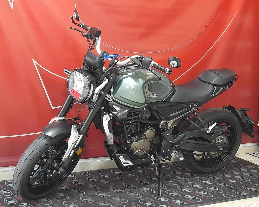 Voge Trofeo 300AC (2021 - 26) (8)