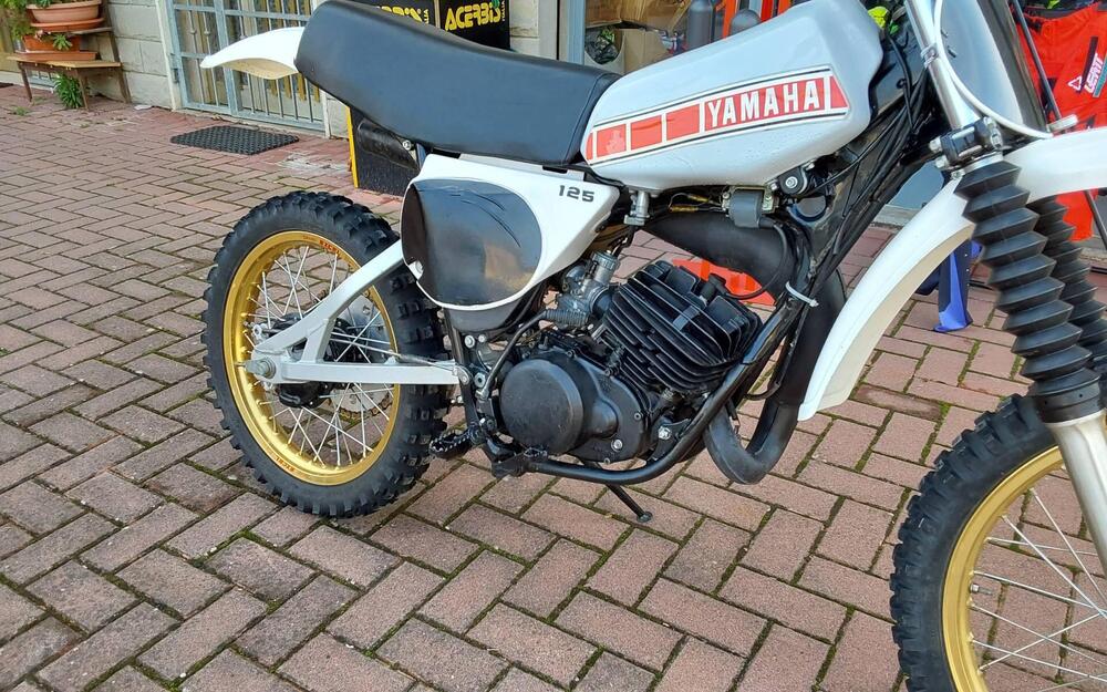 Yamaha YZ 125 (2004) (2)