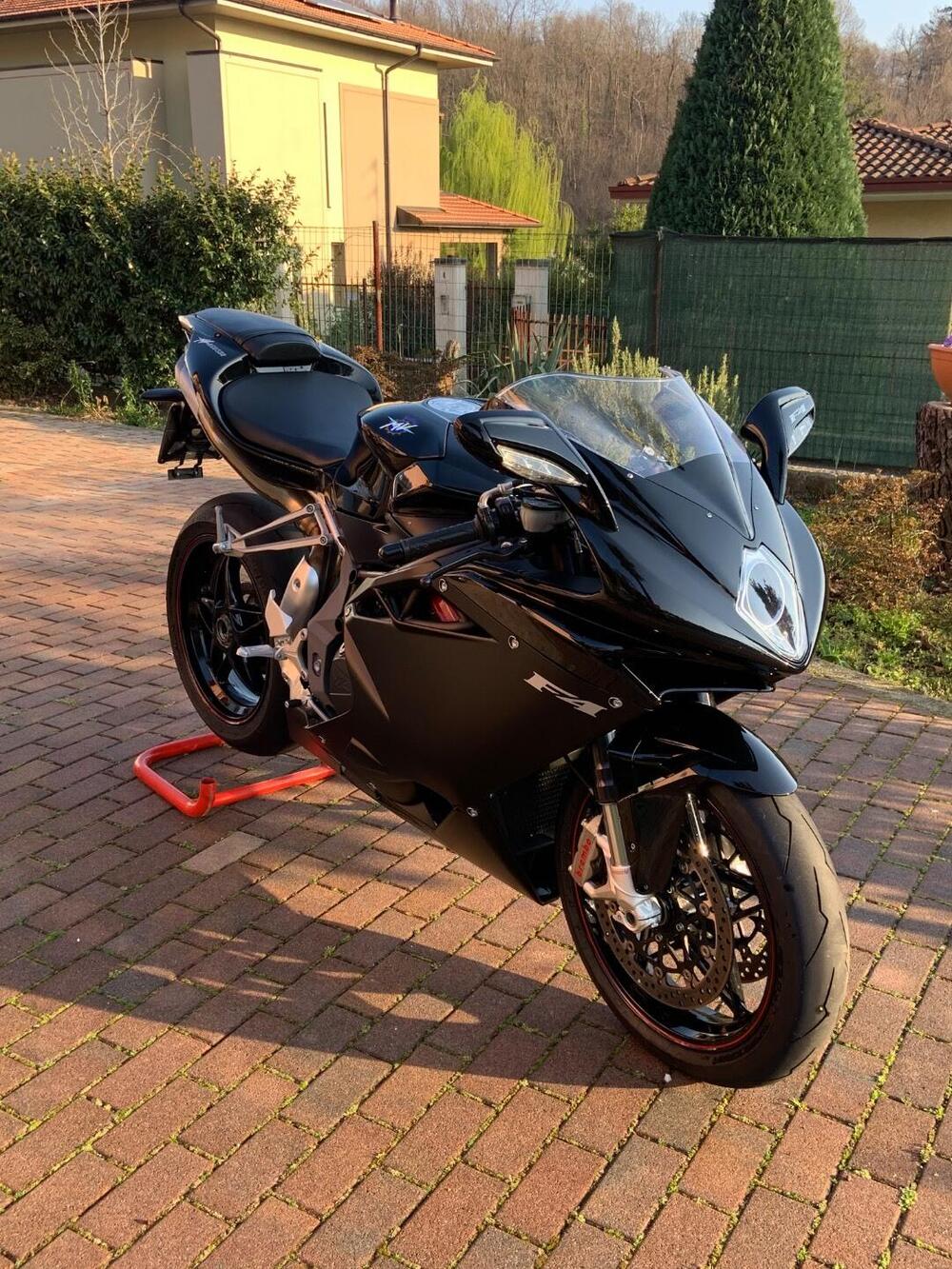 MV Agusta F4 1000 EAS ABS (2010 - 20) (4)