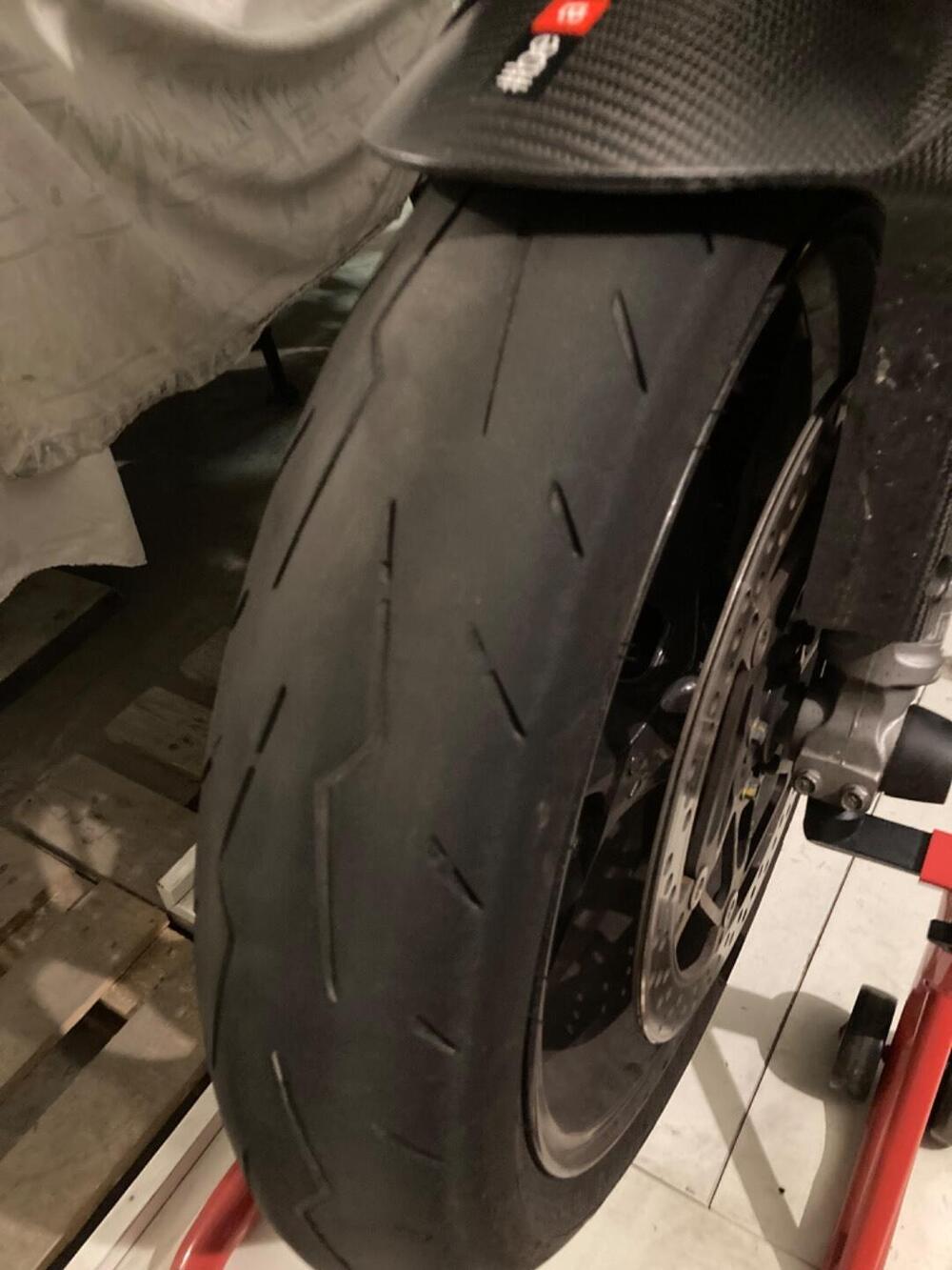 Aprilia Tuono V4 Factory (2019 - 20) (8)