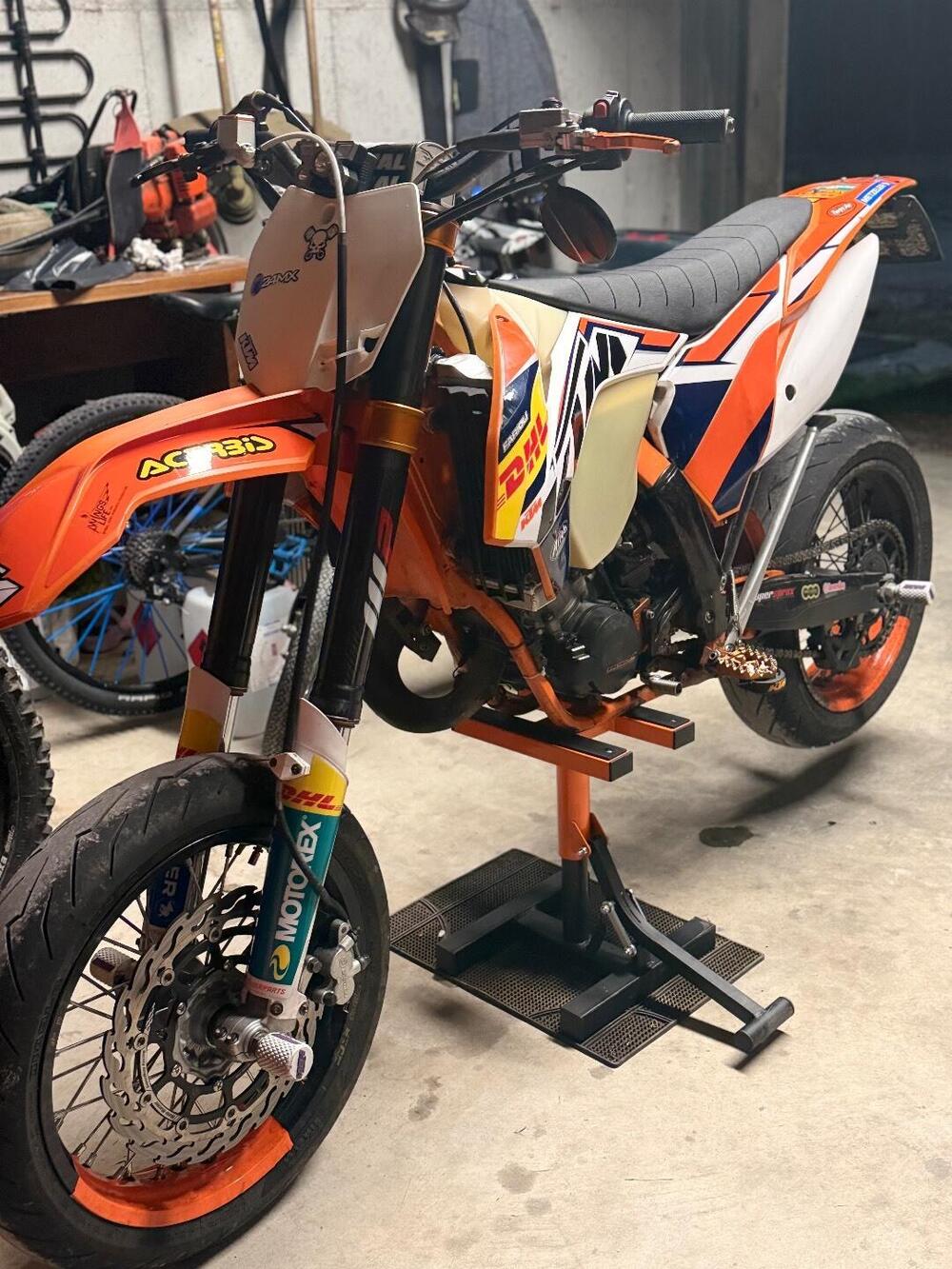 KTM 125 EXC (2016) (7)