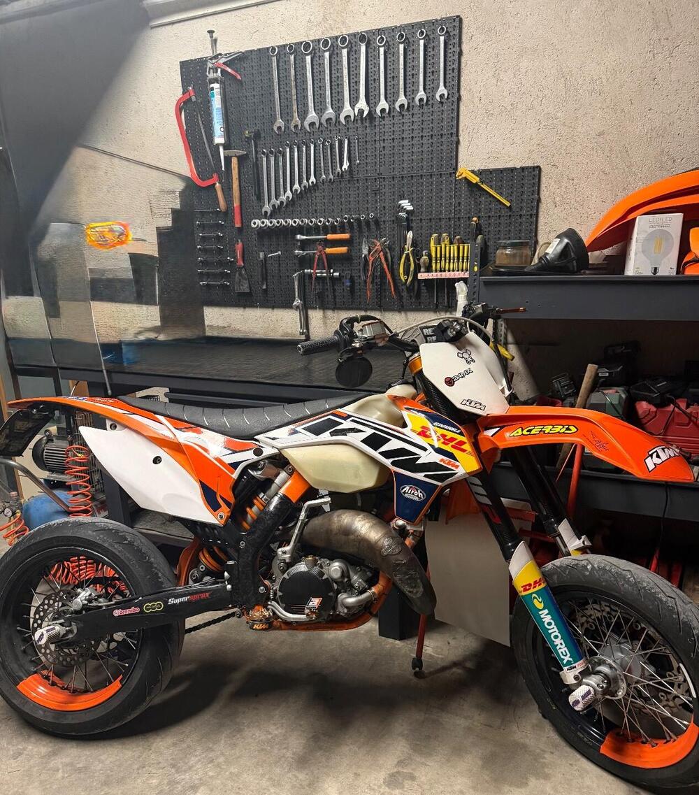 KTM 125 EXC (2016) (6)