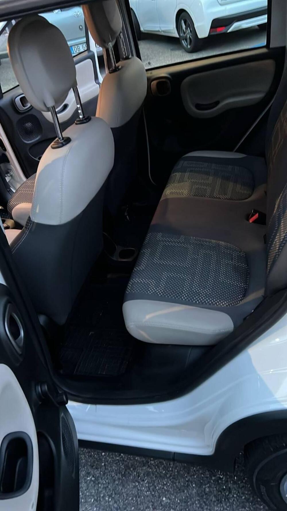 Fiat Panda usata a Genova (8)