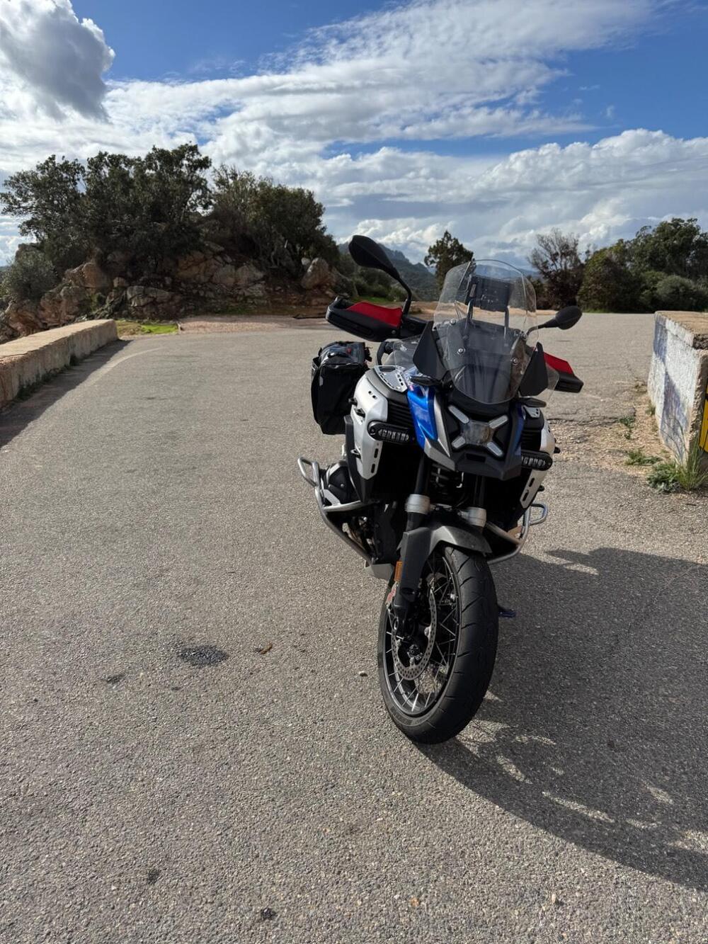 Bmw R 1300 GS Adventure Trophy (2025 - 26) (11)