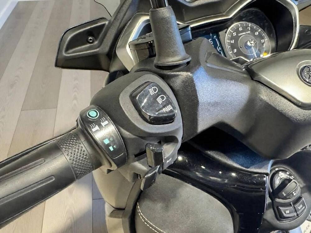 Yamaha X-Max 300 Tech Max (2021 - 24) (6)