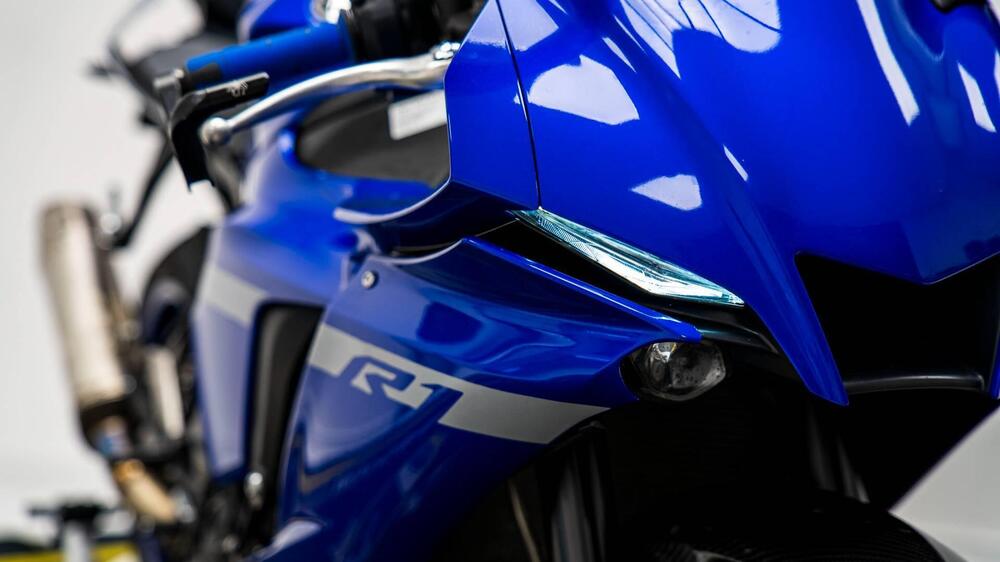 Yamaha YZF R1 (2020 - 25) (17)