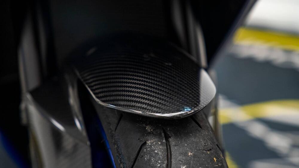 Yamaha YZF R1 (2020 - 25) (18)