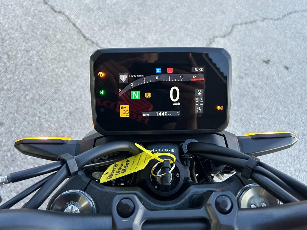 Honda CB 1000 Hornet (2025) (5)