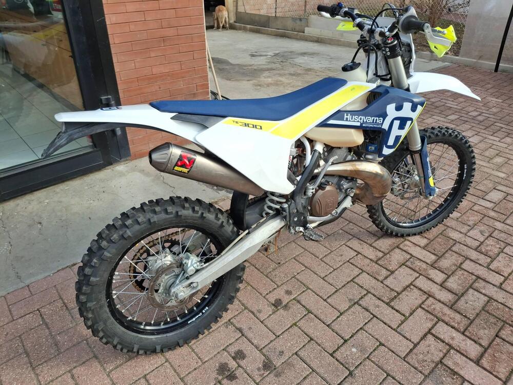 Husqvarna TE 300 (2017) (4)