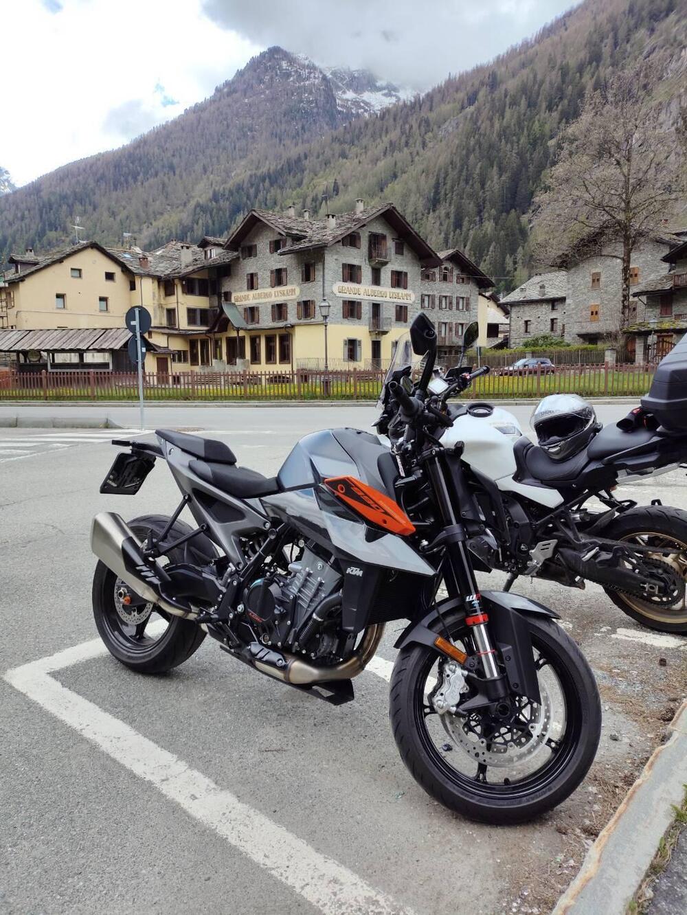 KTM 990 Duke (2024 - 26) (5)
