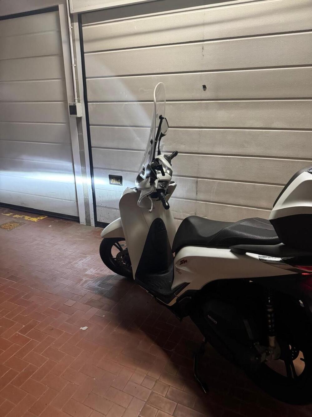 Honda SH 150i Sport (2022 - 23) (3)