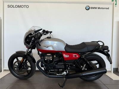 Moto Guzzi V7 850 Stone Special Abs (2021) usata