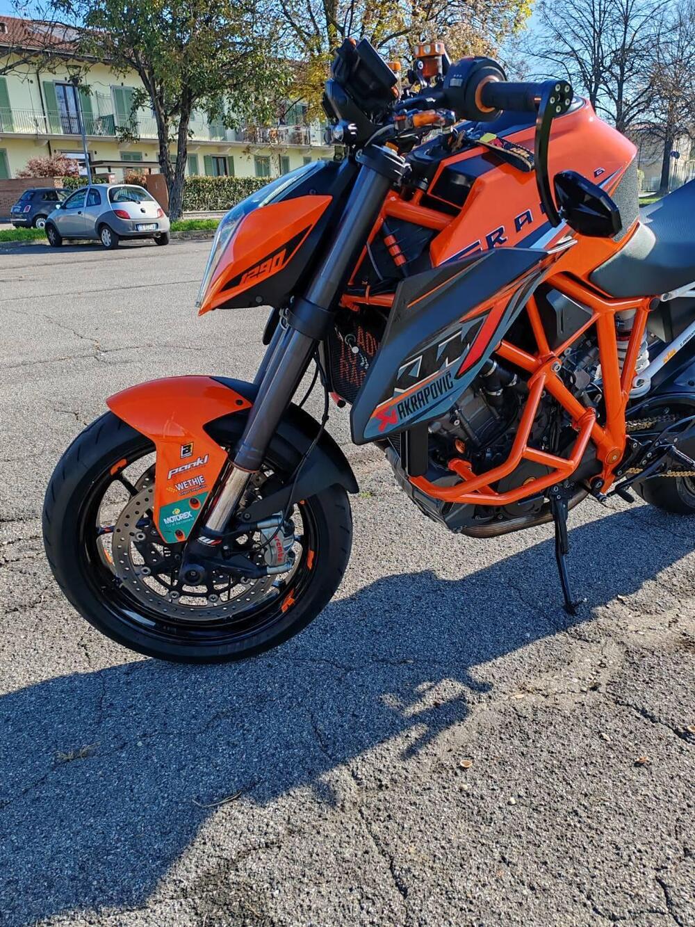 KTM 1290 Super Duke R SE ABS (2016) (3)
