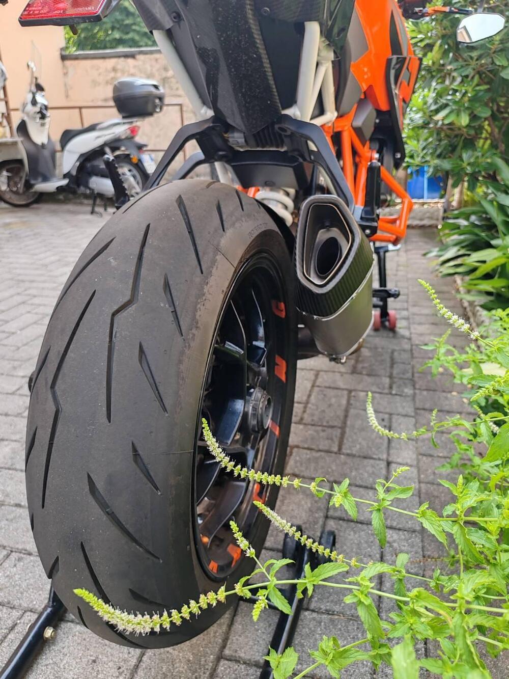 KTM 1290 Super Duke R SE ABS (2016) (5)
