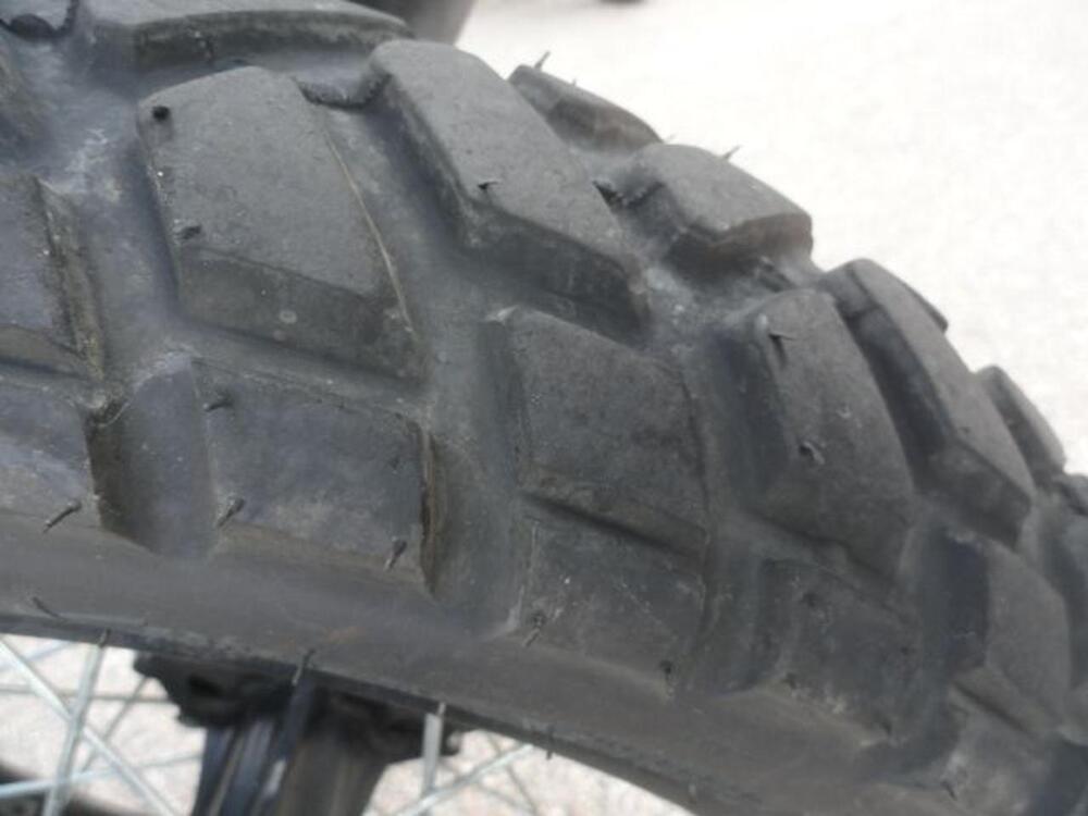 Royal Enfield Himalayan 411 (2021 - 24) (9)