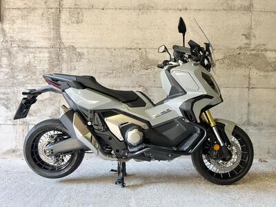 Honda X-ADV 750 DCT (2021 - 24) usata